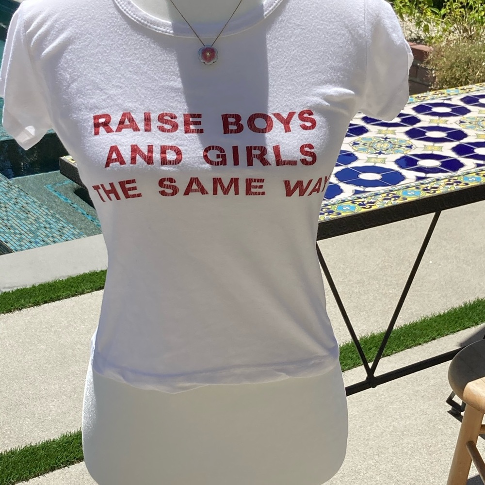 Brandy Melville T-shirt